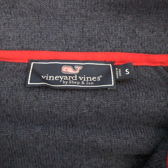 Vineyard Vines Men’s 1/4 Zip Fleece (SM) - Picture 3 of 5